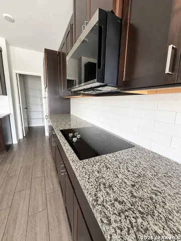 160 Sambar Main Schertz, TX 78108