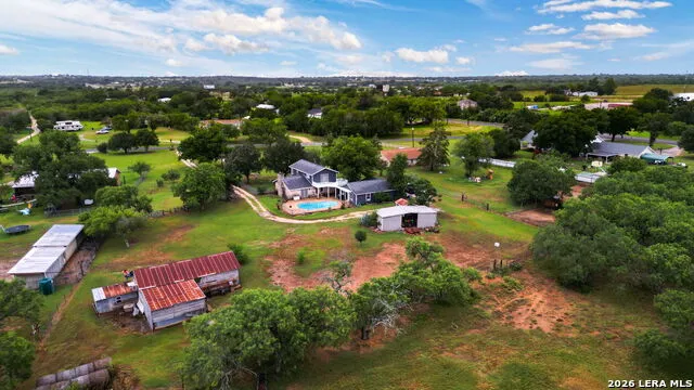 12591 LAVERNIA RD St Hedwig, TX 78152