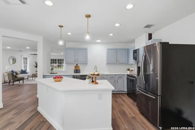 1687 Fir Cir Schertz, TX 78154