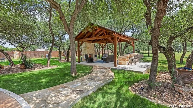 110 Western Oaks New Braunfels, TX 78132