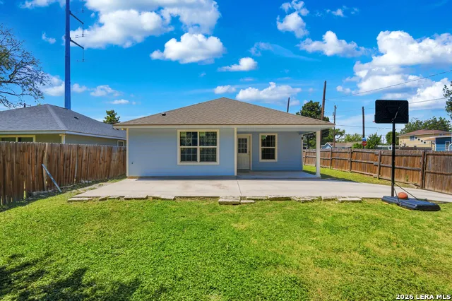 3215 Pitluk Ave San Antonio, TX 78211