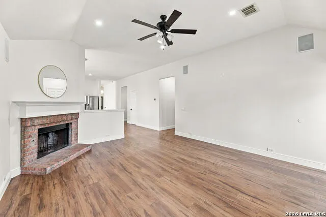 4717 WINDY RDG Schertz, TX 78154