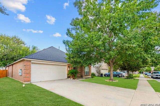 4717 WINDY RDG Schertz, TX 78154