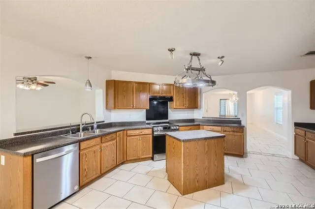 9410 Hacienda Acres San Antonio, TX 78245