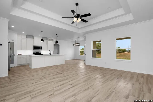 112 Rustic Woods Marion, TX 78124