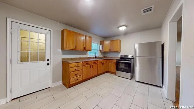 407 1ST ST Schertz, TX 78154