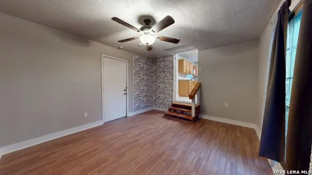 407 1ST ST Schertz, TX 78154