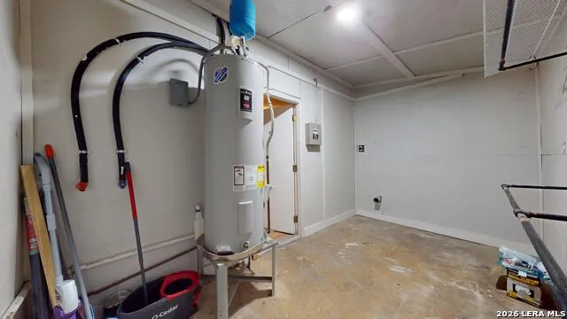 407 1ST ST Schertz, TX 78154