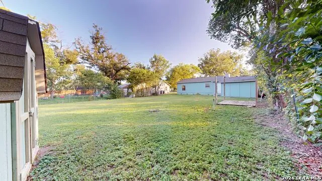407 1ST ST Schertz, TX 78154