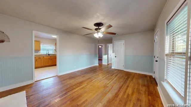 407 1ST ST Schertz, TX 78154
