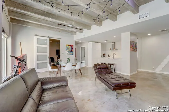 1115 S ALAMO ST #2307 San Antonio, TX 78210