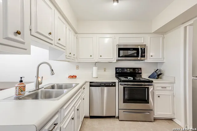 8415 Fredericksburg #307 San Antonio, TX 78229