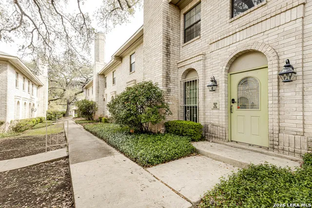 8415 Fredericksburg #307 San Antonio, TX 78229