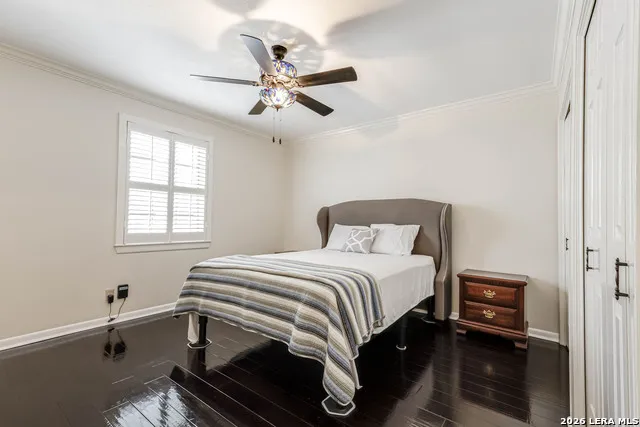 8415 Fredericksburg #307 San Antonio, TX 78229