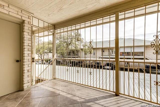 8415 Fredericksburg #307 San Antonio, TX 78229