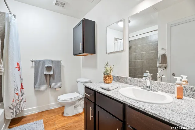 1401 S Flores #308 San Antonio, TX 78204