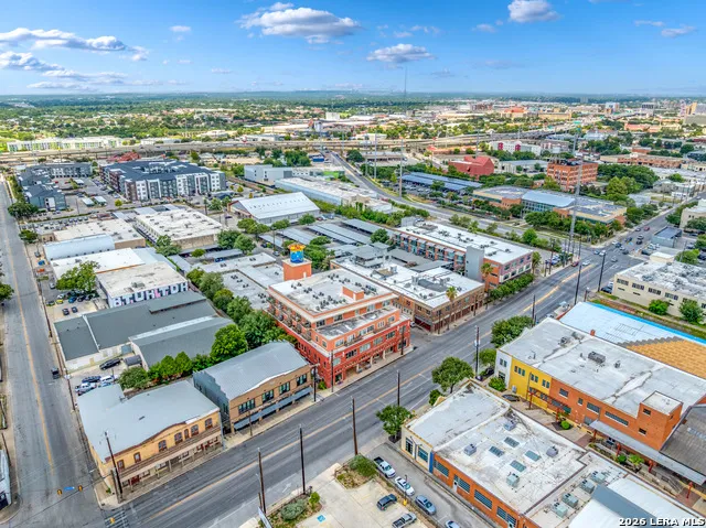 1401 S Flores #308 San Antonio, TX 78204