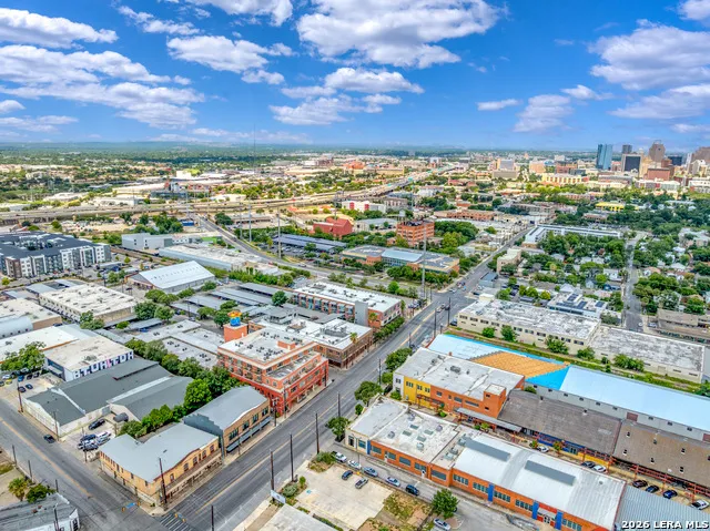 1401 S Flores #308 San Antonio, TX 78204