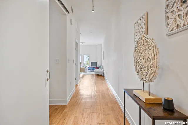 1401 S Flores #308 San Antonio, TX 78204