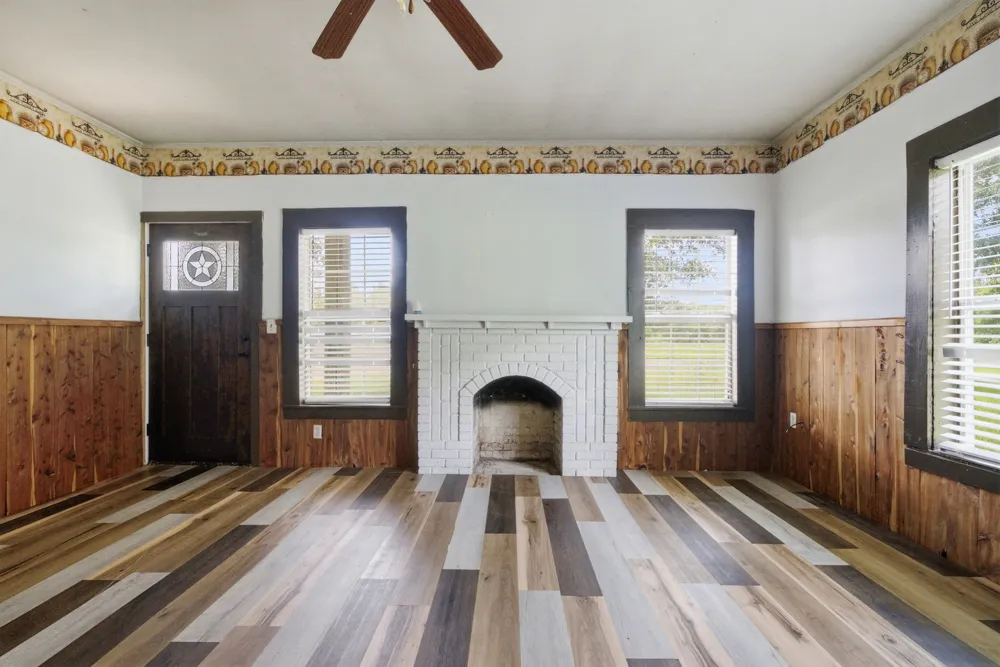506 E Longview Street Arp, TX 75750