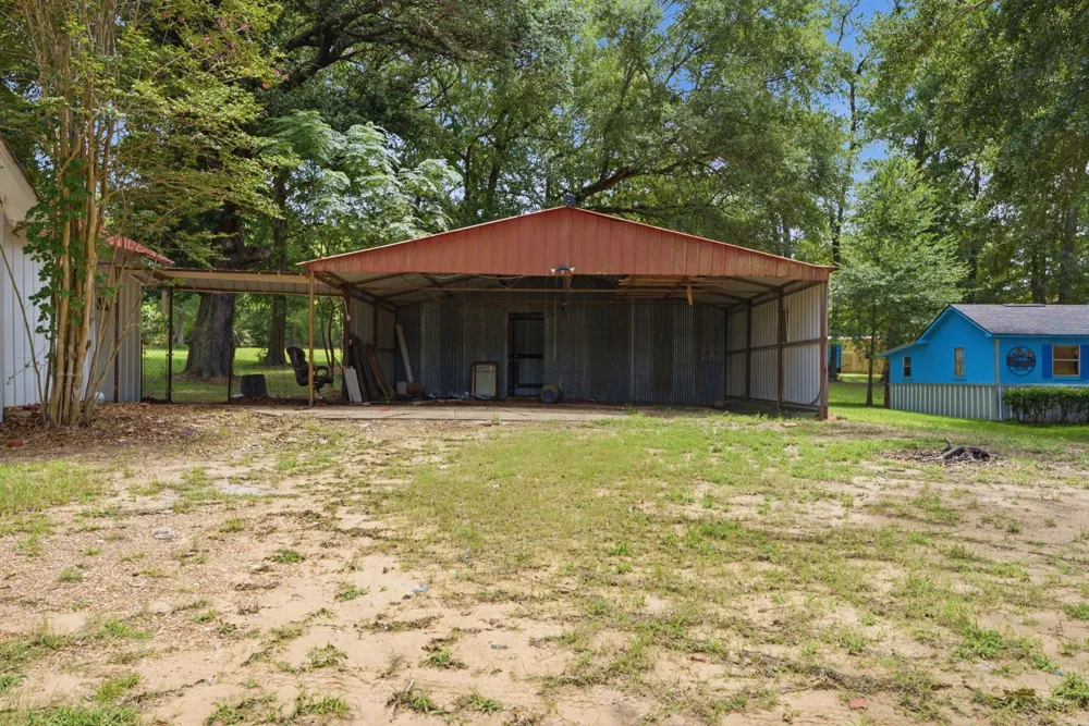 506 E Longview Street Arp, TX 75750