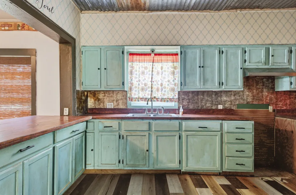 506 E Longview Street Arp, TX 75750