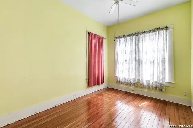 515 W WOODLAWN AVE San Antonio, TX 78212