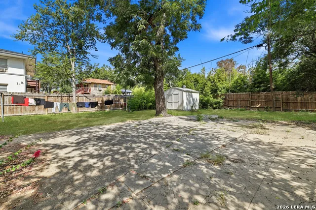 515 W WOODLAWN AVE San Antonio, TX 78212