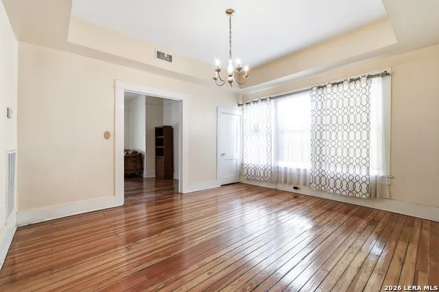 515 W WOODLAWN AVE San Antonio, TX 78212
