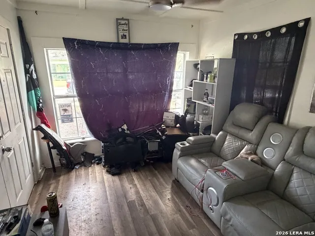 325 Sims San Antonio, TX 78225