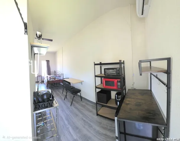 1211 Gladstone San Antonio, TX 78225