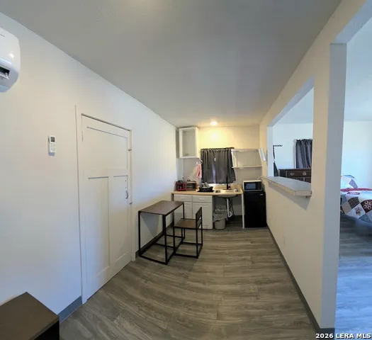 1211 Gladstone San Antonio, TX 78225