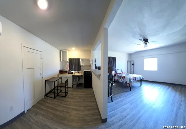1211 Gladstone San Antonio, TX 78225