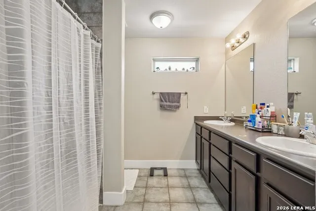 2706 Lake Louise San Antonio, TX 78228