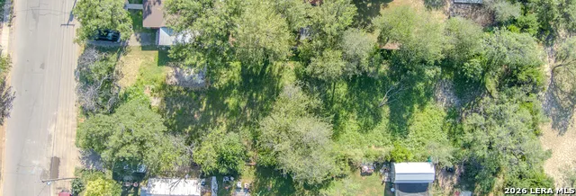 224 E LEONA ST Uvalde, TX 78801