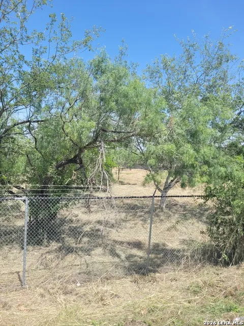 754 County Road 6843 Lytle, TX 78052