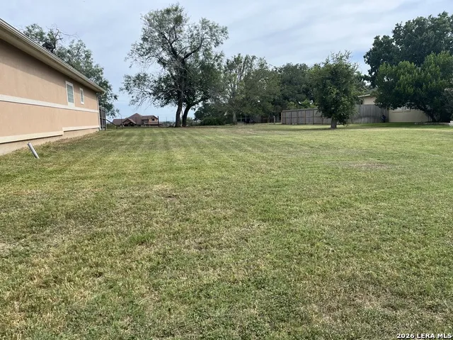 1725 Sudberg Seguin, TX 78155