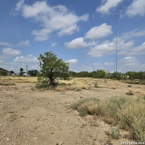 736 Chula Vista Rd. Eagle Pass, TX 78852