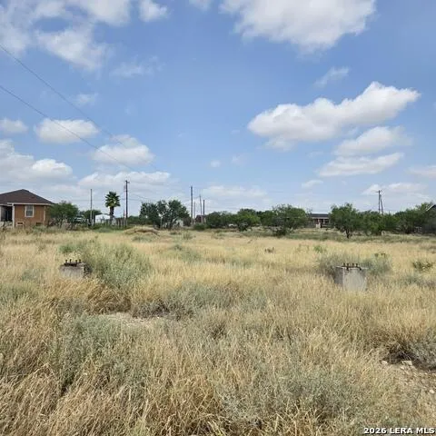 736 Chula Vista Rd. Eagle Pass, TX 78852