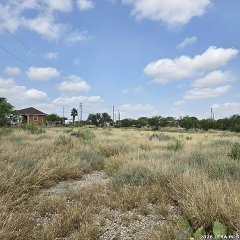 736 Chula Vista Rd. Eagle Pass, TX 78852