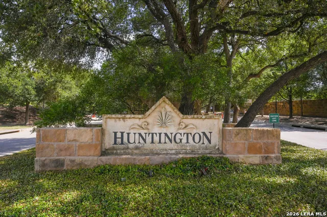 3009 WELLESLEY KY Shavano Park, TX 78231