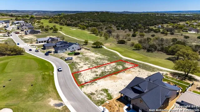 1020 Albatross Kerrville, TX 78028