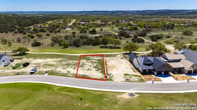 1020 Albatross Kerrville, TX 78028