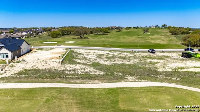 1020 Albatross Kerrville, TX 78028
