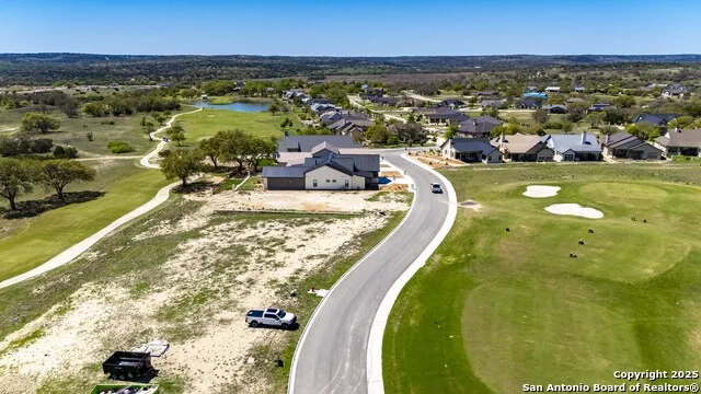 1020 Albatross Kerrville, TX 78028