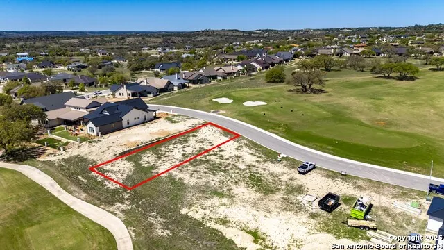 1020 Albatross Kerrville, TX 78028