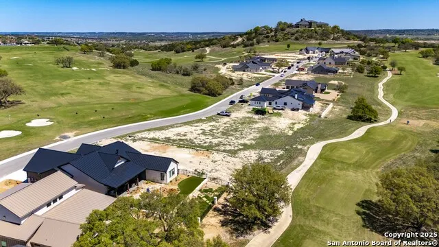 1020 Albatross Kerrville, TX 78028