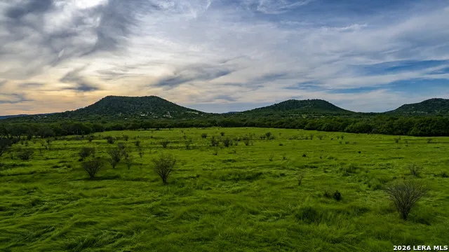 0000 Little Dry Frio Leakey, TX 78873
