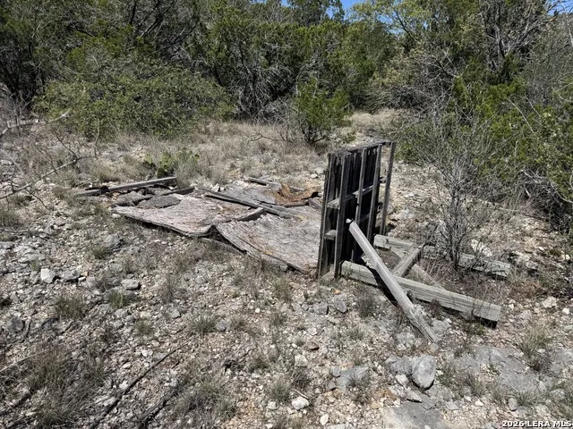 2325 Private Road 2700 Uvalde, TX 78801