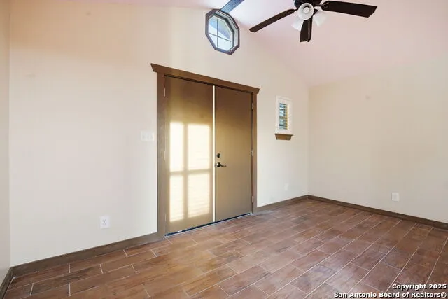 30150 Roadrunner Bulverde, TX 78163
